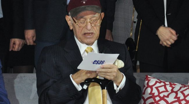 Şevket Sabancı hayatını kaybetti