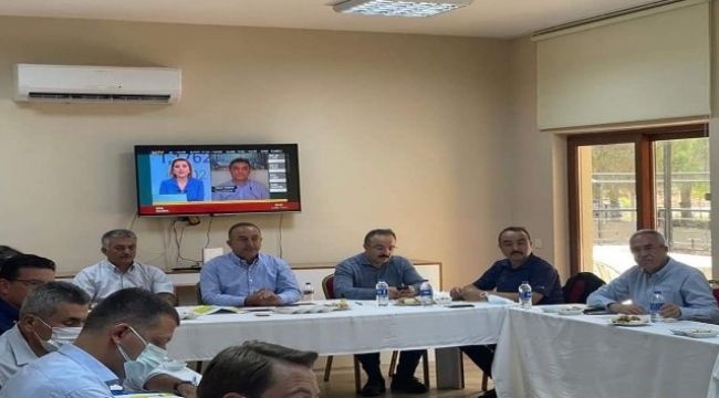 "Çiftçimizin uğradığı tüm zararları karşılamak için yoğun bir şekilde çalışıyoruz"