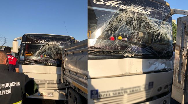 Servis otobüsü ve tır çarpıştı