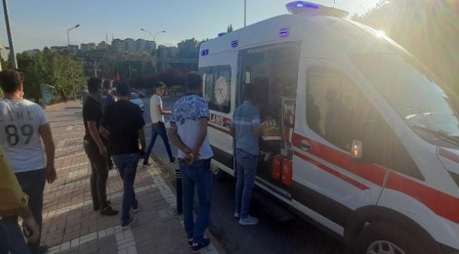 Birlikte alkol aldığı arkadaşını yaraladı