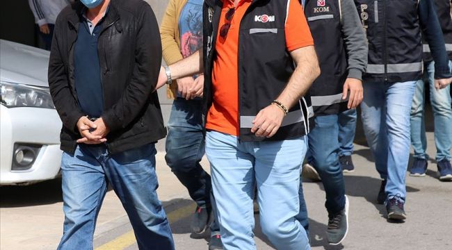 FETÖ'nün 'mahrem yapılanması'na yönelik operasyonda 4 tutuklama