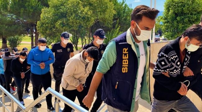 Kınada yakalandılar, düğün günü adliyeye sevk edildiler