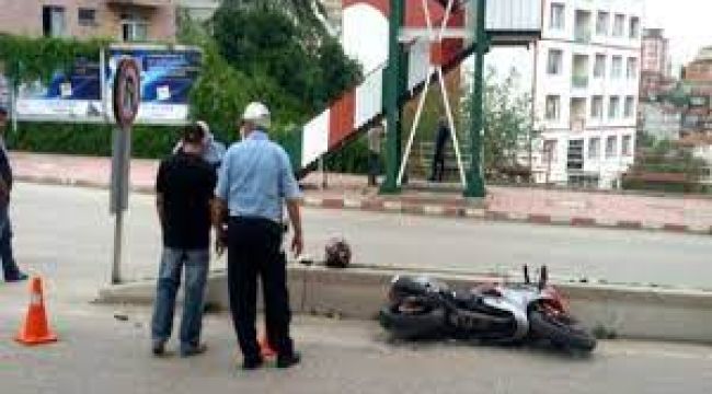 Bilecik'te kamyon ile motosiklet çarpıştı