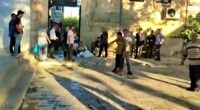 Dilencilerin yer kavgasını vatandaşlar ayırdı