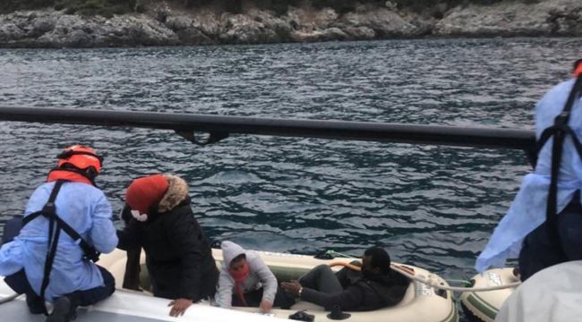 Aydın'da 17 düzensiz göçmen kurtarıldı