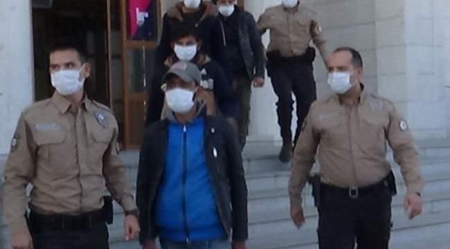 Hatay'da yasa dışı yollarla Türkiye'ye giren 8 kişi yakalandı