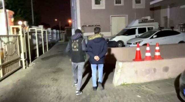 İZMİR'DE FETÖ OPERASYONU