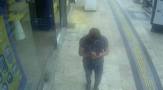 Kuvvetli rüzgara makinede dayanamadı