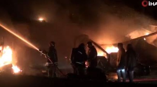 Lastikçi alev alev yandı
