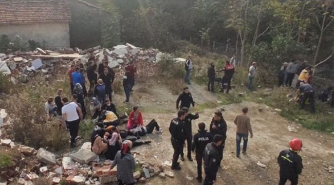 Öğrenci servisi dere yatağına uçtu