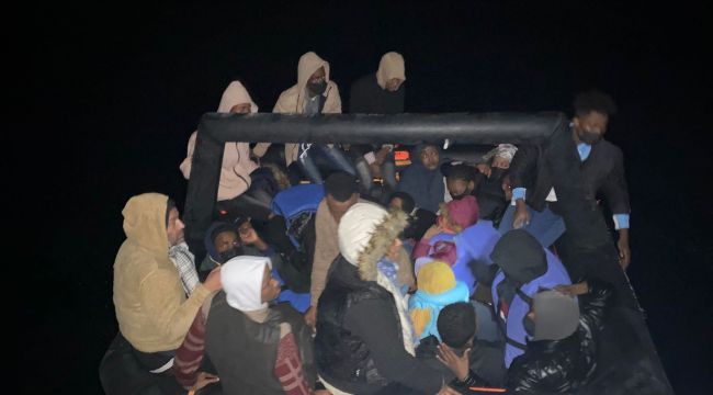 ÖLÜME İTİLEN 75 GÖÇMEN KURTARILDI
