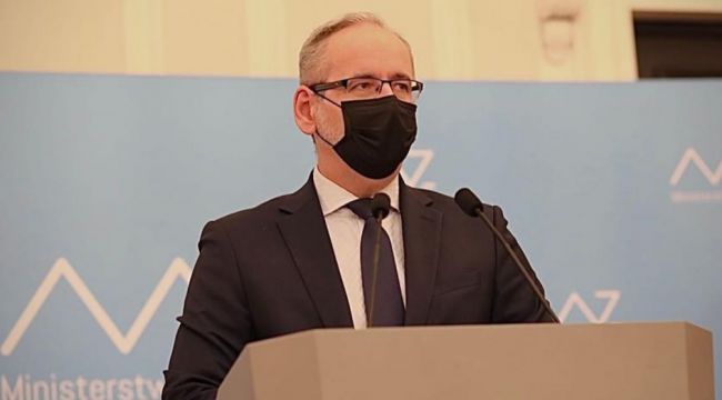 Polonya 7 ülkeden uçuşları durdurdu