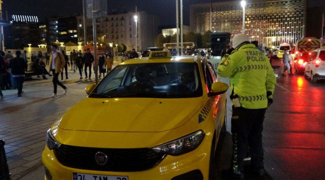 Taksim'deki uygulamada sürücülere ceza yağdı