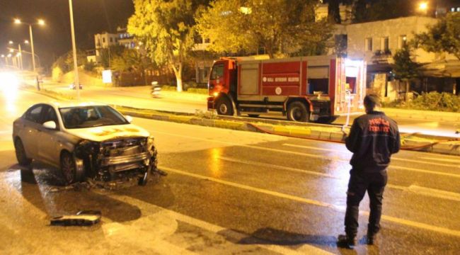 Yanan otomobilini gözyaşları içinde izledi