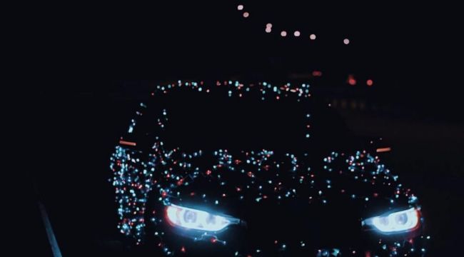 Arabasını disko topuna çeviren sürücüye, polisten 'yılbaşı' tarifesi