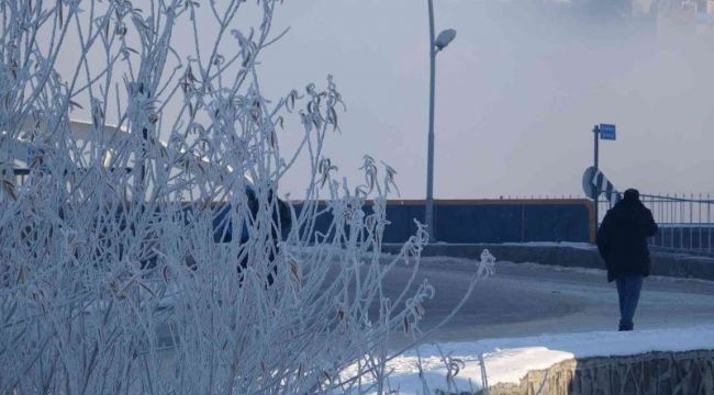 Ardahan buz tuttu, hava sıcaklığı eksi 24 dereceye düştü