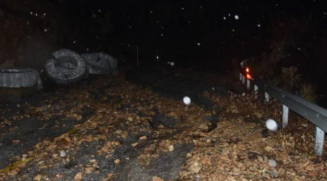 Bodrum'da dereler taştı, ev ve iş yerlerini su bastı
