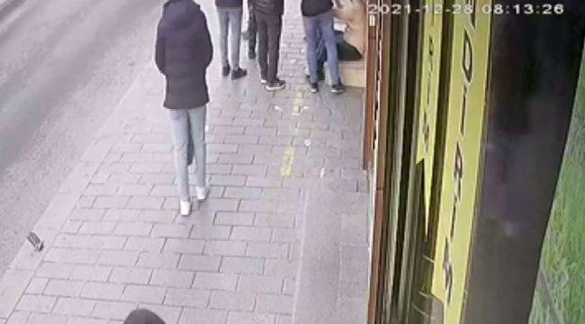 Çarpıp kaçtı, yakalanınca kıyafetlerini çıkardı