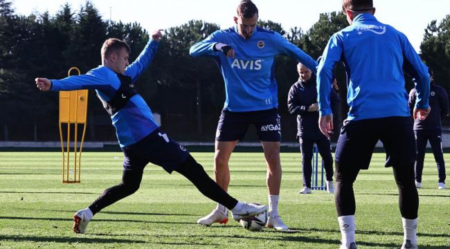 Fenerbahçe'de Rizespor maçı hazırlıkları devam etti