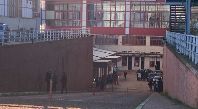 Hastane acilinde oksijen tüpü patladı