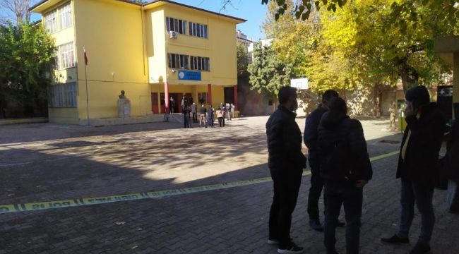 İlkokulda yangın paniği