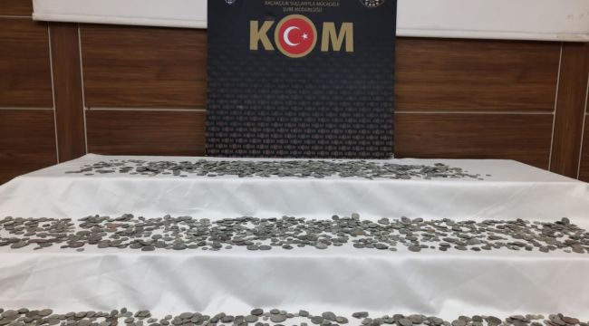 İstanbul'da tarihi sikke operasyonu, binlerce eser ele geçirildi