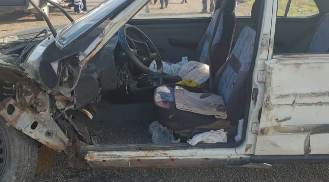 Kar küreme makinesi otomobili bıçak gibi kesti
