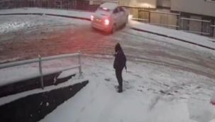 Karda frene basınca kayarak sitenin bahçesine düştü
