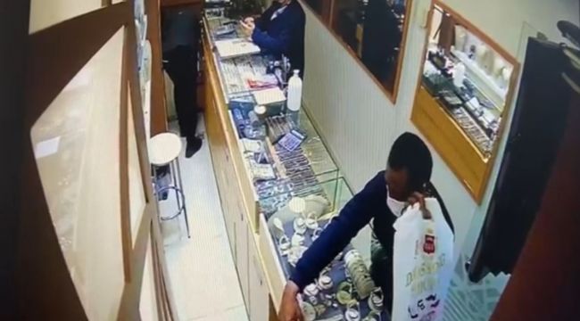 Kaşla göz arasında cebe indirdi