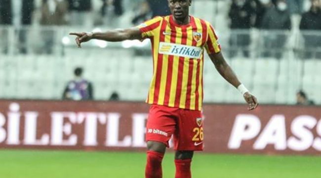 Mame Baba Thiam gollerine devam ediyor