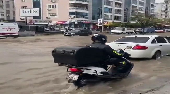 SAĞANAK YAĞMUR İZMİR'İ GÖLE ÇEVİRDİ