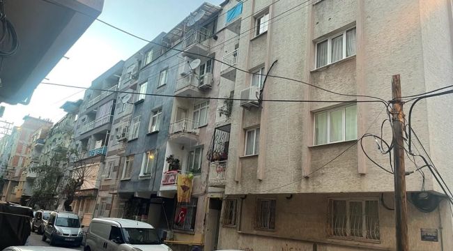 7 KATLI BİNADAN DÜŞEN ÇOCUK AĞIR YARALI