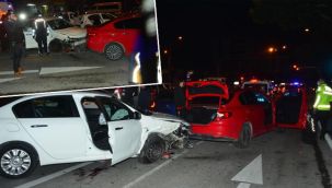 Antalya'da 5 aracın karıştığı zincirleme kaza
