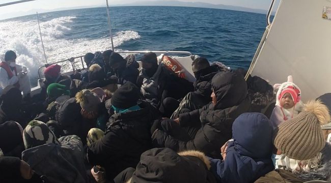 Ayvalık'ta 36 göçmen sahil güvenlik tarafından kurtarıldı