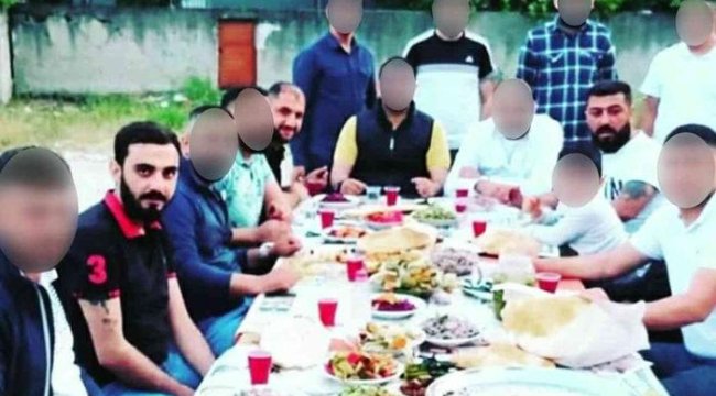 Başından vurup hastane önüne bırakmışlardı, katilleriyle fotoğrafı ortaya çıktı