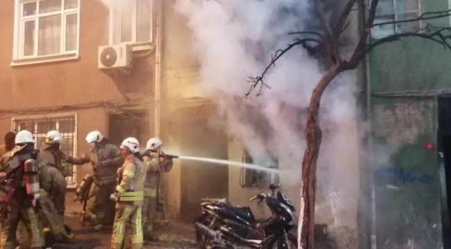 Beyoğlu'nda yangın paniği