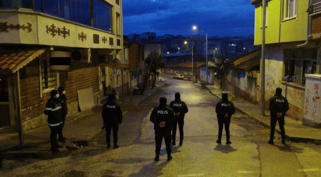 Bursa'da suç örgütüne şafak baskını