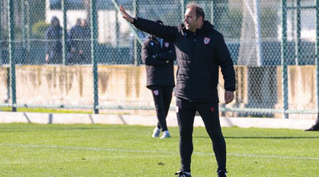 Fuat Çapa: Sezonun ilk devresinde kaybettiğimiz krediyi tekrar sağlamak istiyoruz