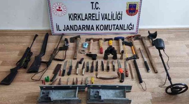 Hırsızı fotokapan ele verdi