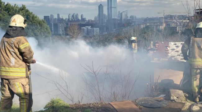 Kağıthane'de korkutan gecekondu yangını