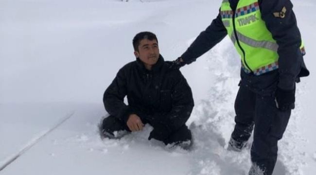 Kayıp Afgan uyruklu bekçiyi jandarma ekipleri buldu
