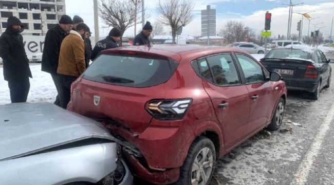 Kayseri'de zincirleme kaza