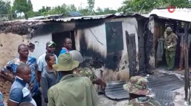 Kenya'da terör örgütü evleri kundaklayıp, sivillere ateş açtı