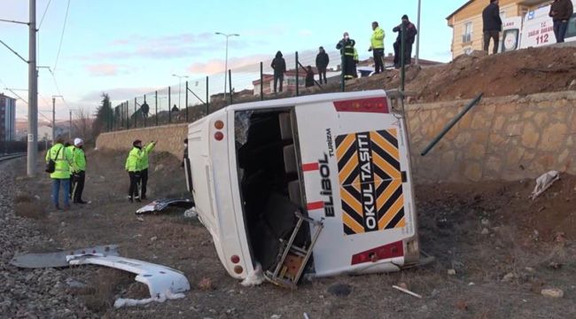 Kırıkkale'de işçi servisi devrildi