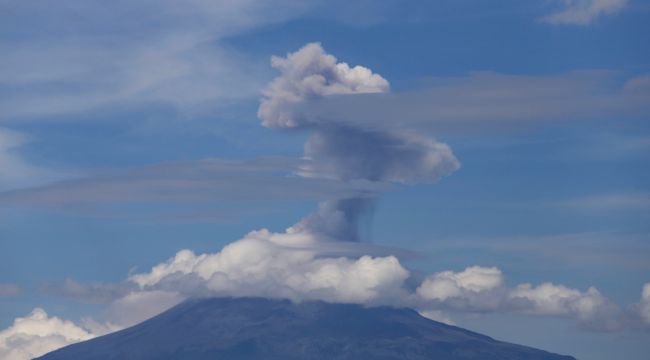 Popocatepetl Yanardağı'nda yeni patlama