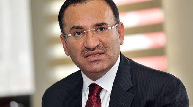 Adalet Bakanı Bekir Bozdağ'dan Cumhurbaşkanı Erdoğan'a hakaret içeren paylaşımlarla ilgili açıklama