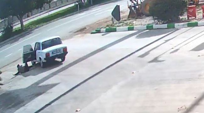 Antalya'da kapı açılınca dışarı uçan acemi driftçiye ceza