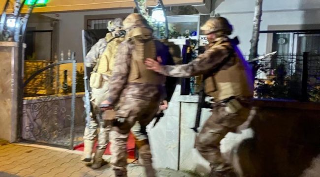 Başkent'te zehir tacirlerine şafak operasyonu