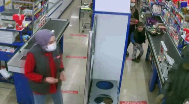 Bıçakla kasiyeri tehdit edip kasadaki 525 lirayı gasp etti