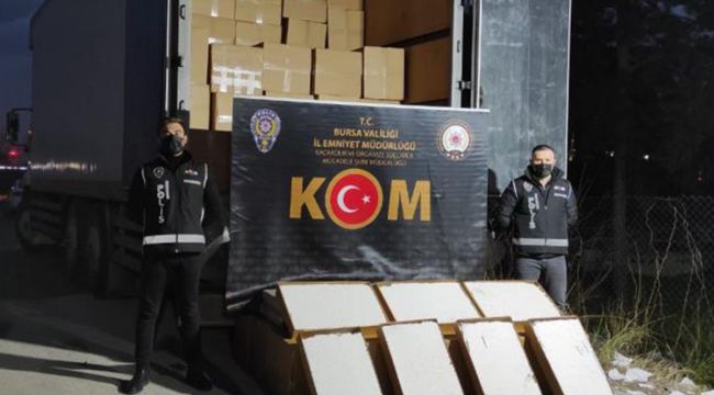 Bursa'da kaçak sigara operasyonu